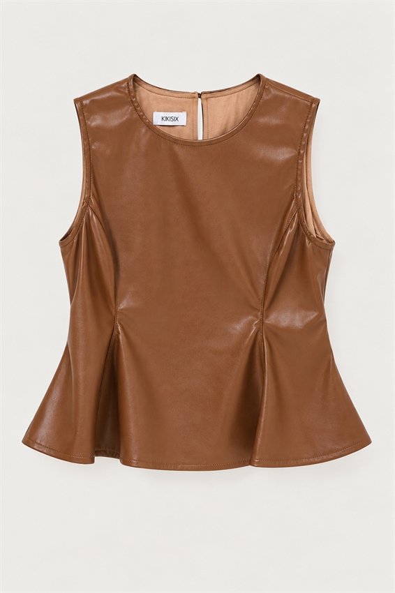 TOP SMANICATO CON PINCES CHIUSE
