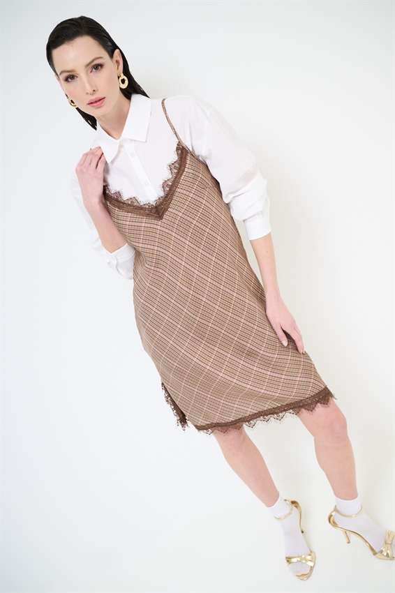 ABITO SOTTOVESTE A QUADRO CON PIZZO NOCCIOLA