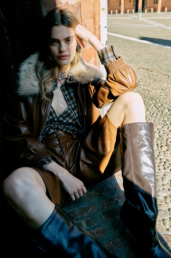 BOMBER ECOPELLE CON COLLO PELLICCIA