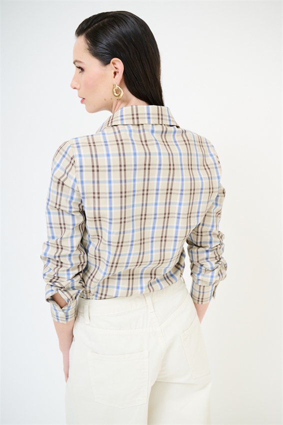 CAMICIA SLIM A FANTASIA CON CRAVATTA QUADRATO