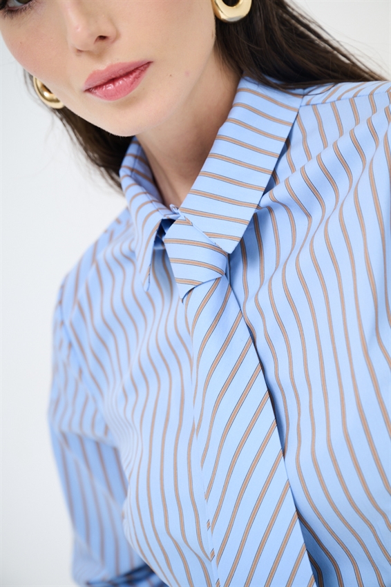 CAMICIA SLIM A FANTASIA CON CRAVATTA RIGA
