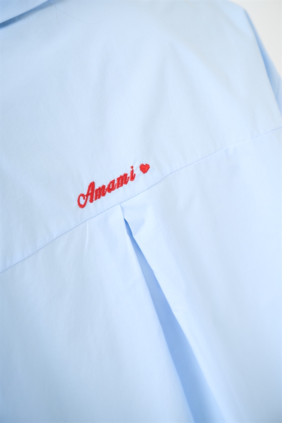 CAMICIA OVER CON RICAMO AMAMI SUL RETRO CELESTE