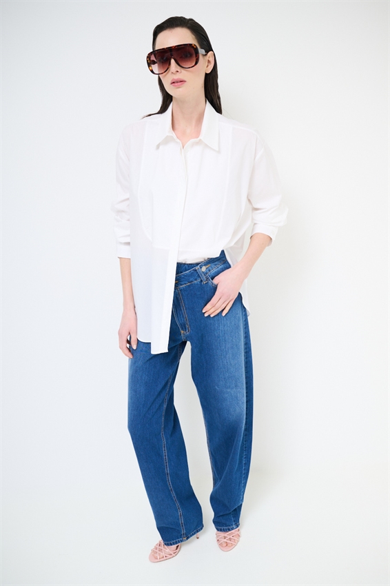 CAMICIA OVER CON RICAMO AMAMI SUL RETRO PANNA