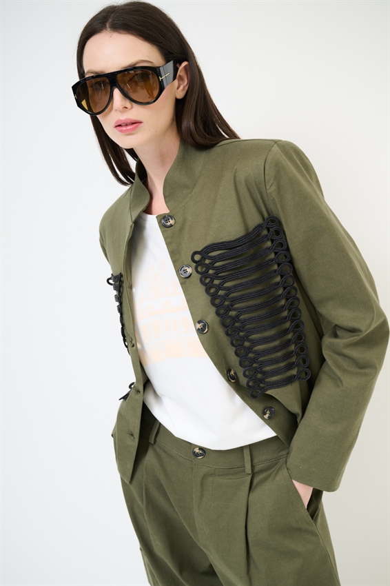 GIACCA CAVALLERIZZA CON APPL. RICAMI NERI VERDE MILITARE