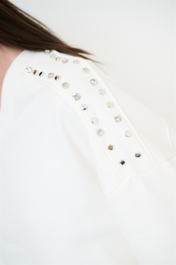 FELPA OVER MEZZA MANICA CON APPLICAZIONI SPALLA PANNA