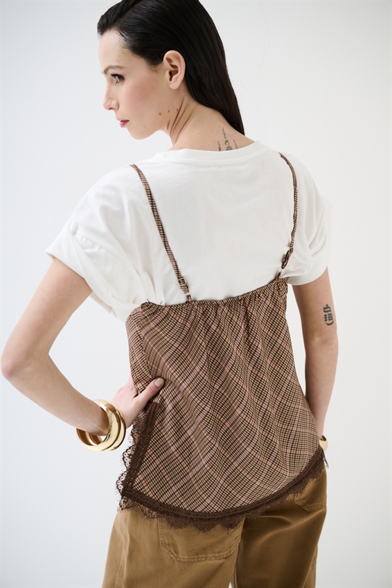 TOP A QUADRO CON BRETELLE E PIZZO NOCCIOLA