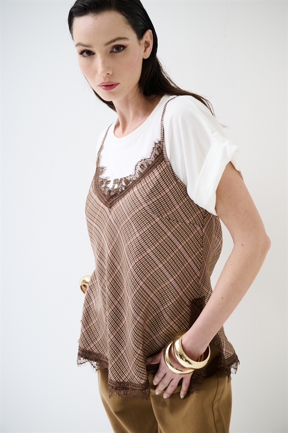 TOP A QUADRO CON BRETELLE E PIZZO NOCCIOLA