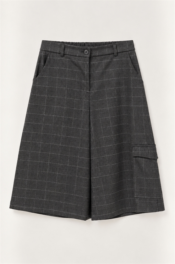 BERMUDA CON TASCA LATERALE CHECK