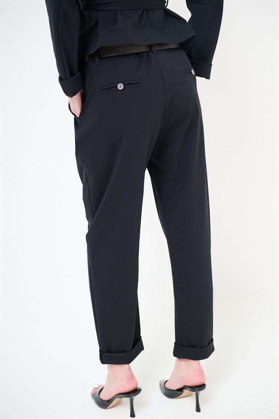 PANTALONE OVETTO PUNTO MILANO CON PINCES E CINTURA NERO