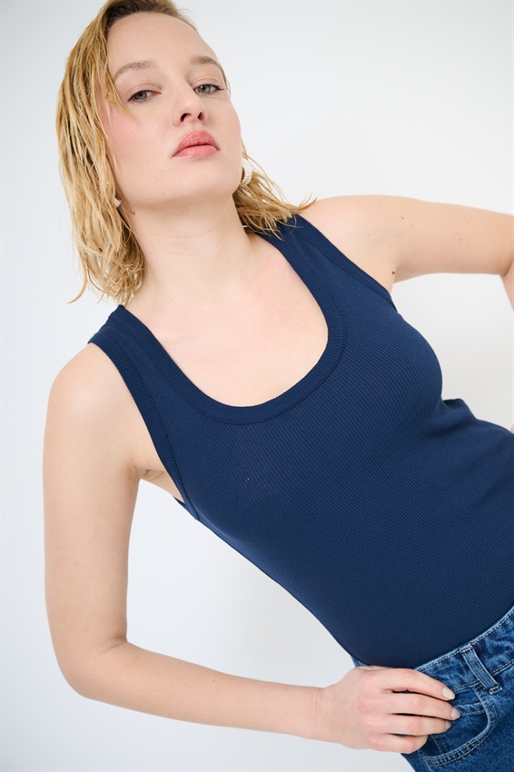 CANOTTA COSTINA CON SCOLLO BLU