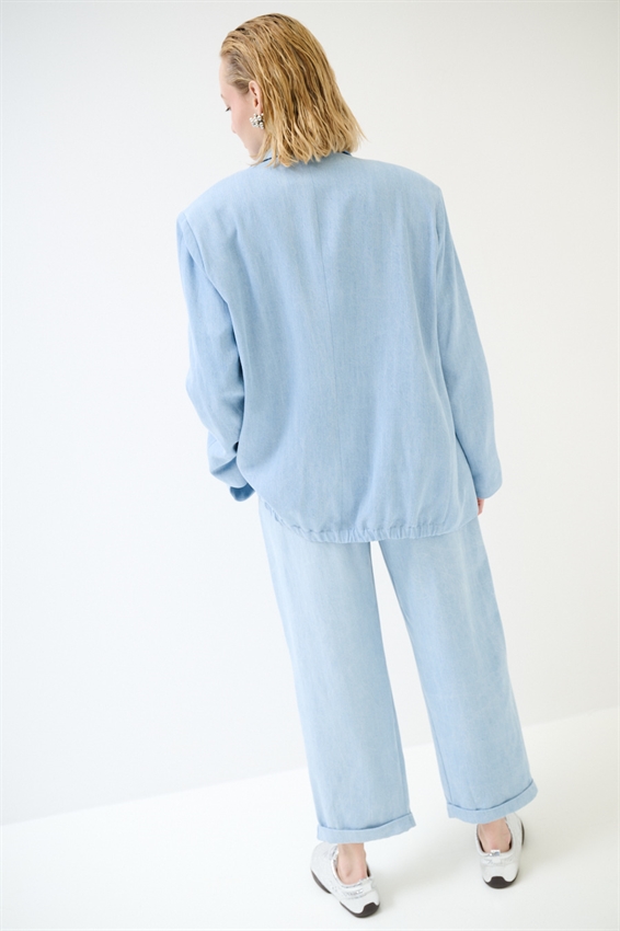 GIACCA A DUE BOTTONI CON PATTINE DENIM