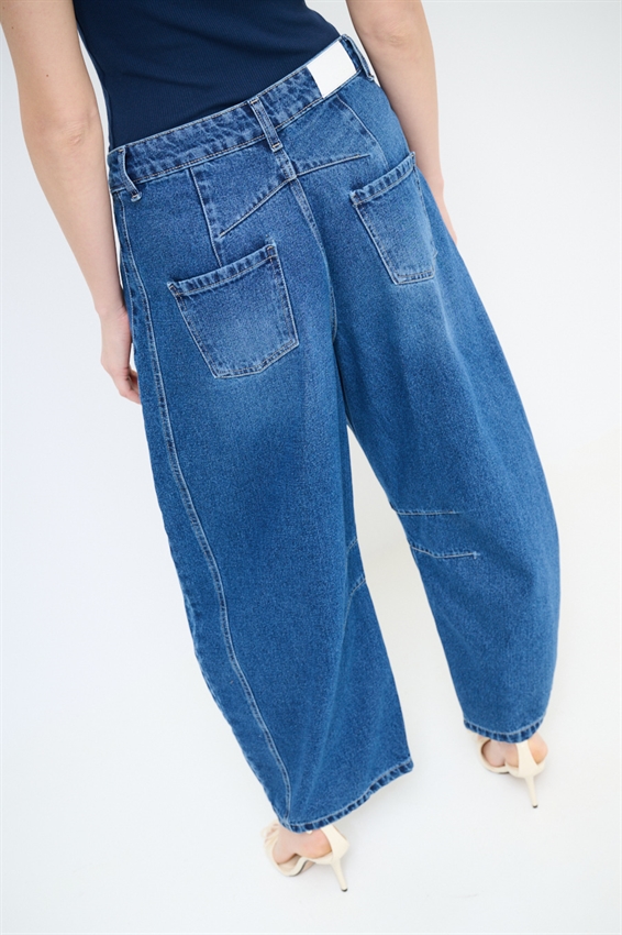 JEANS BALLOON CON IMPUNTURE GINOCCHIA BLU SCURO