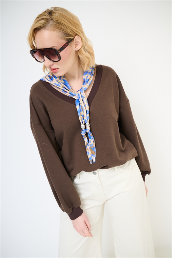 FELPA OVER SCOLLO V + FOULARD MORO