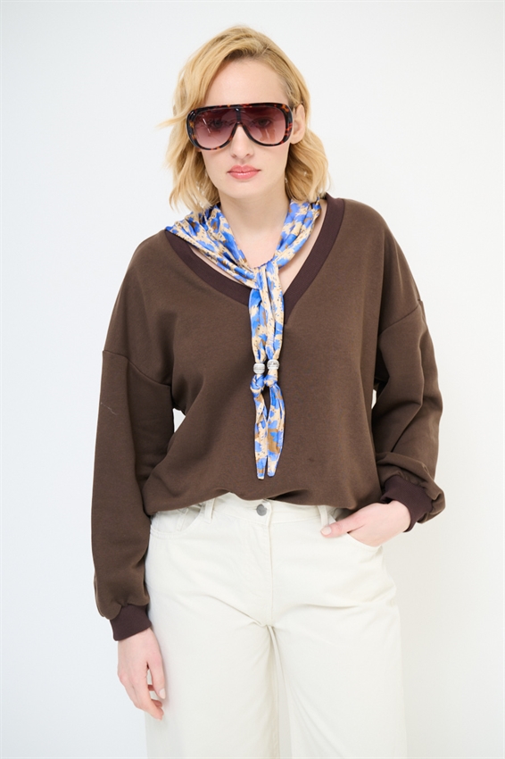 FELPA OVER SCOLLO V + FOULARD MORO