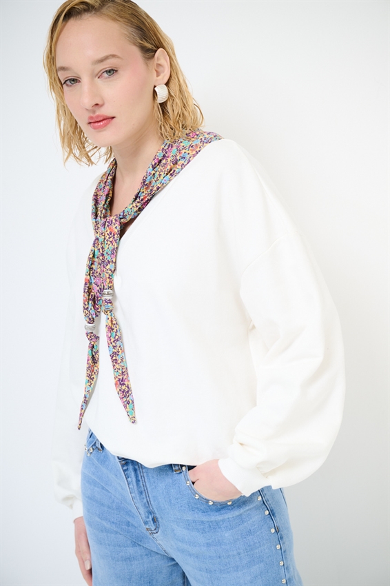 FELPA OVER SCOLLO V + FOULARD PANNA