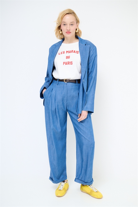 PANTALONE CON MULTI PINCES E CINTURA BLU