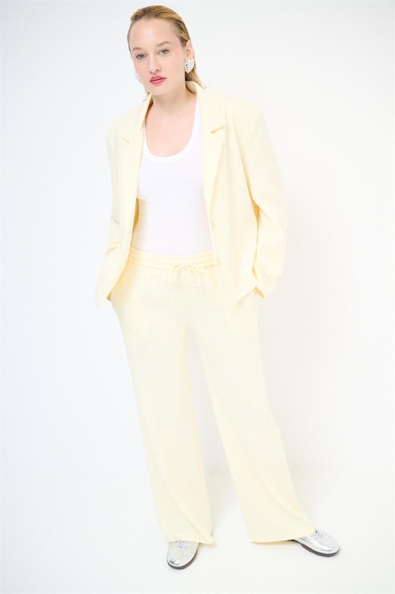 PANTALONE AMPIO IN MODAL CON ELASTICO GIALLO