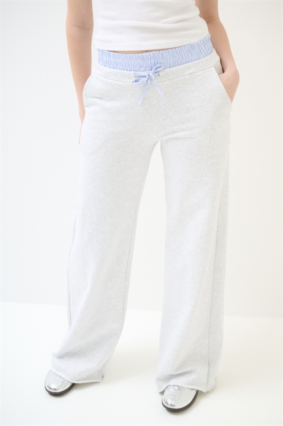 PANTALONE LARGO IN FELPA CON DOPPIO CINTURINO GRIGIO CHIARO