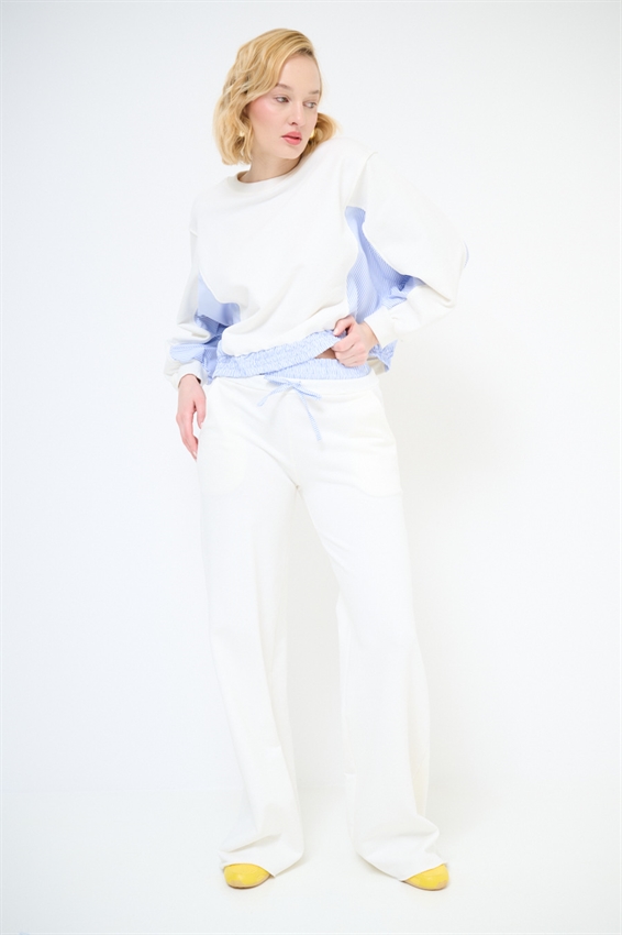 PANTALONE LARGO IN FELPA CON DOPPIO CINTURINO PANNA