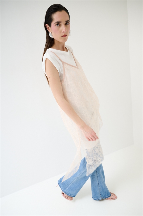 ABITO IN COTONE CON ABITO IN PIZZO ROSA