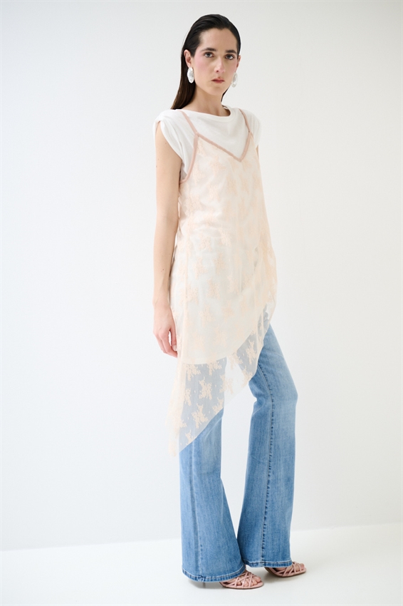 ABITO CON SOVRAPPOSIZIONE IN PIZZO ROSA