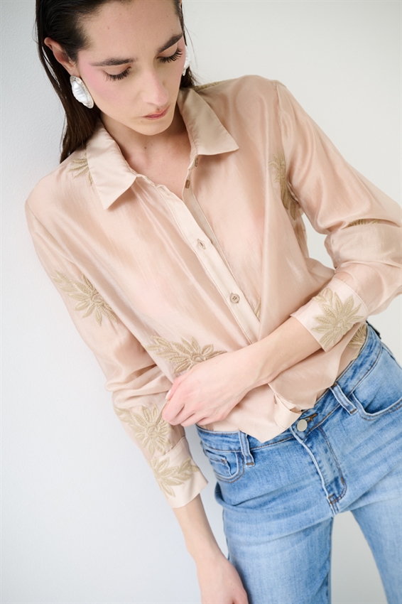 CAMICIA BASIC LYOCELL CON RICAMO NOCCIOLA