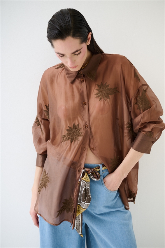 CAMICIA OVERSIZE CON RICAMO LYOCELL TABACCO