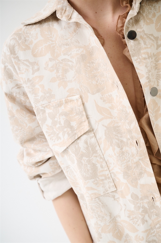 CAMICIA IN GABARDINA STAMP. OVER A DUE TASCHE SAFARI