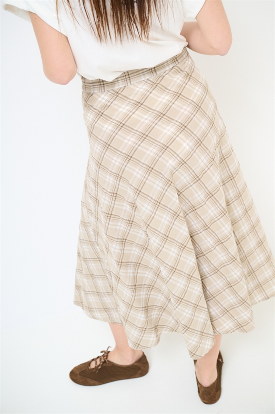 GONNA A QUADRI CON BOTTONI DAVANTI SABBIA