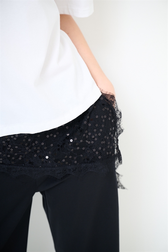 T-SHIRT OVER + PIZZO ASIMMETRICO NERO