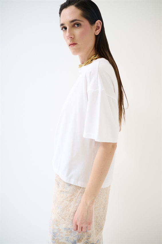 T-SHIRT OVER + PIZZO ASIMMETRICO NUDE