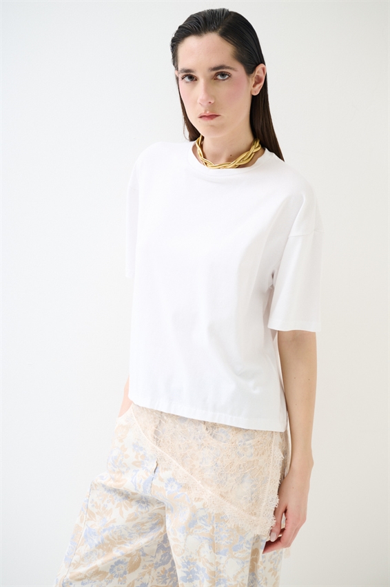 T-SHIRT OVER + PIZZO ASIMMETRICO NUDE